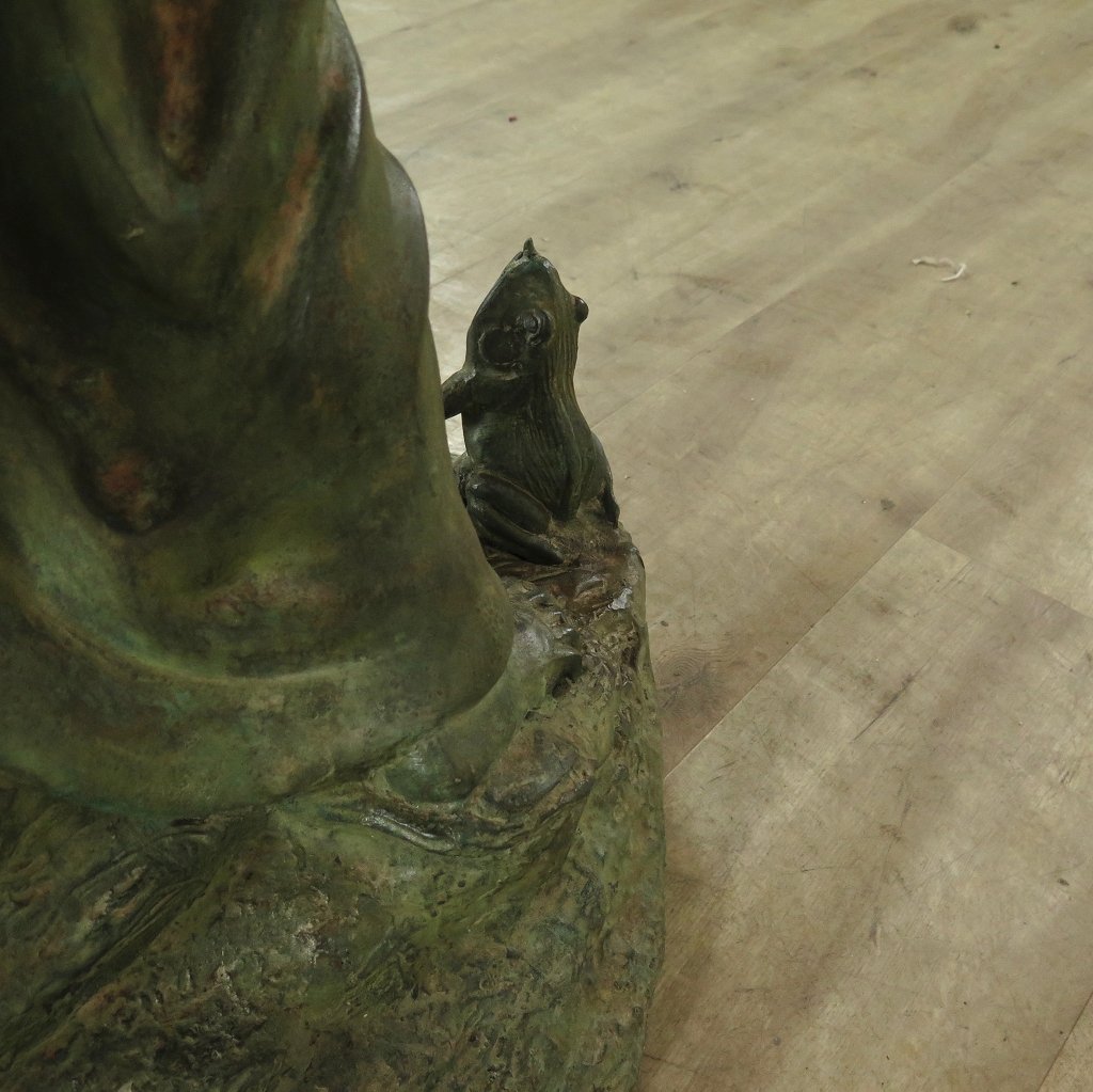 Skulptur Figur Frau mit Kind Bronze