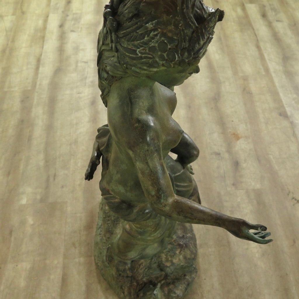 Skulptur Figur Frau mit Kind Bronze