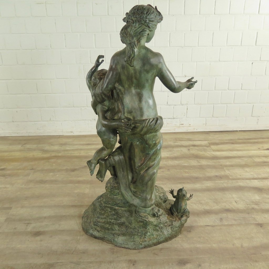 Skulptur Figur Frau mit Kind Bronze
