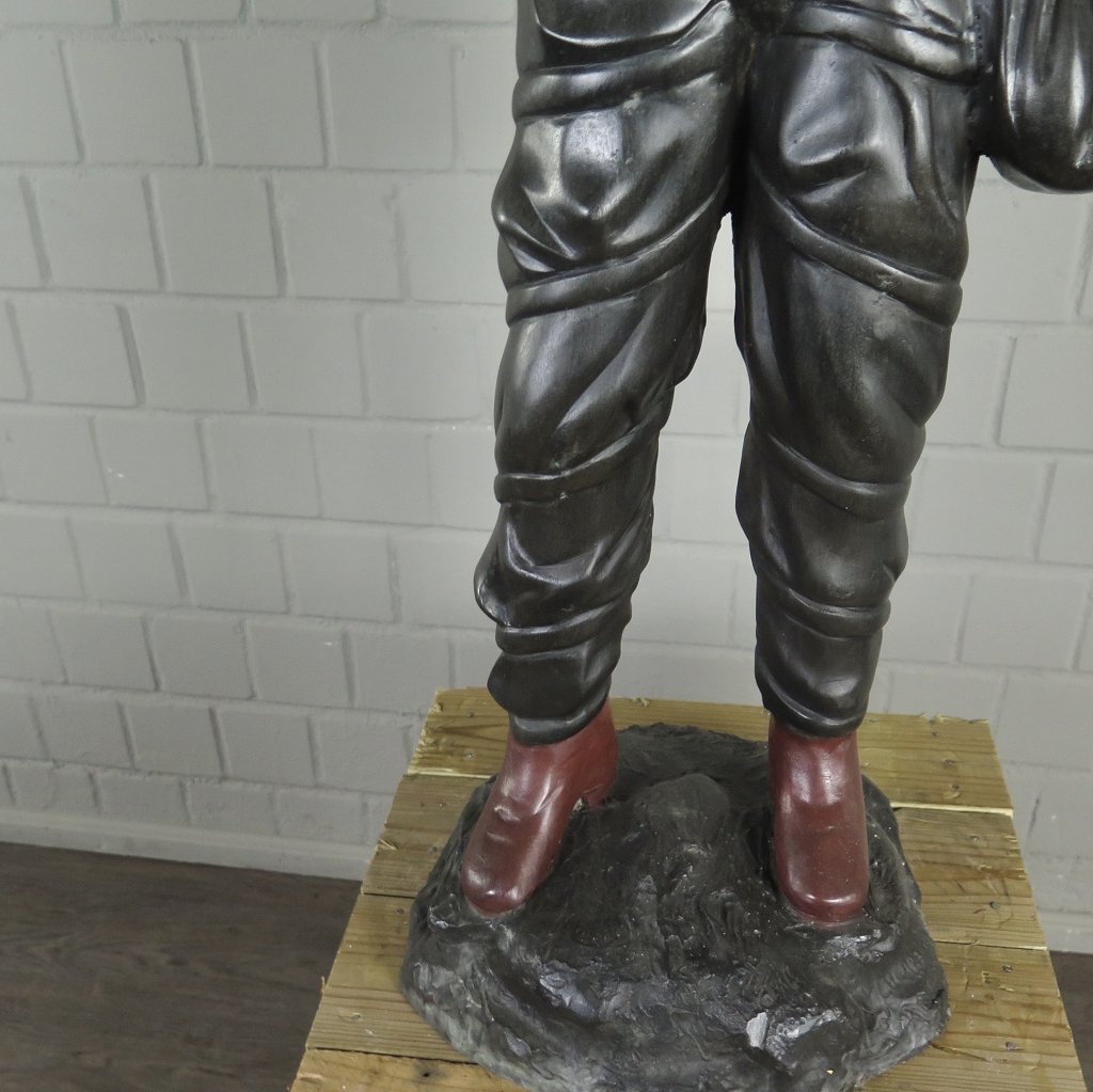 Kerzenständer Kandelaber Skulptur Figur mit Tasche Bronze 1,02 m