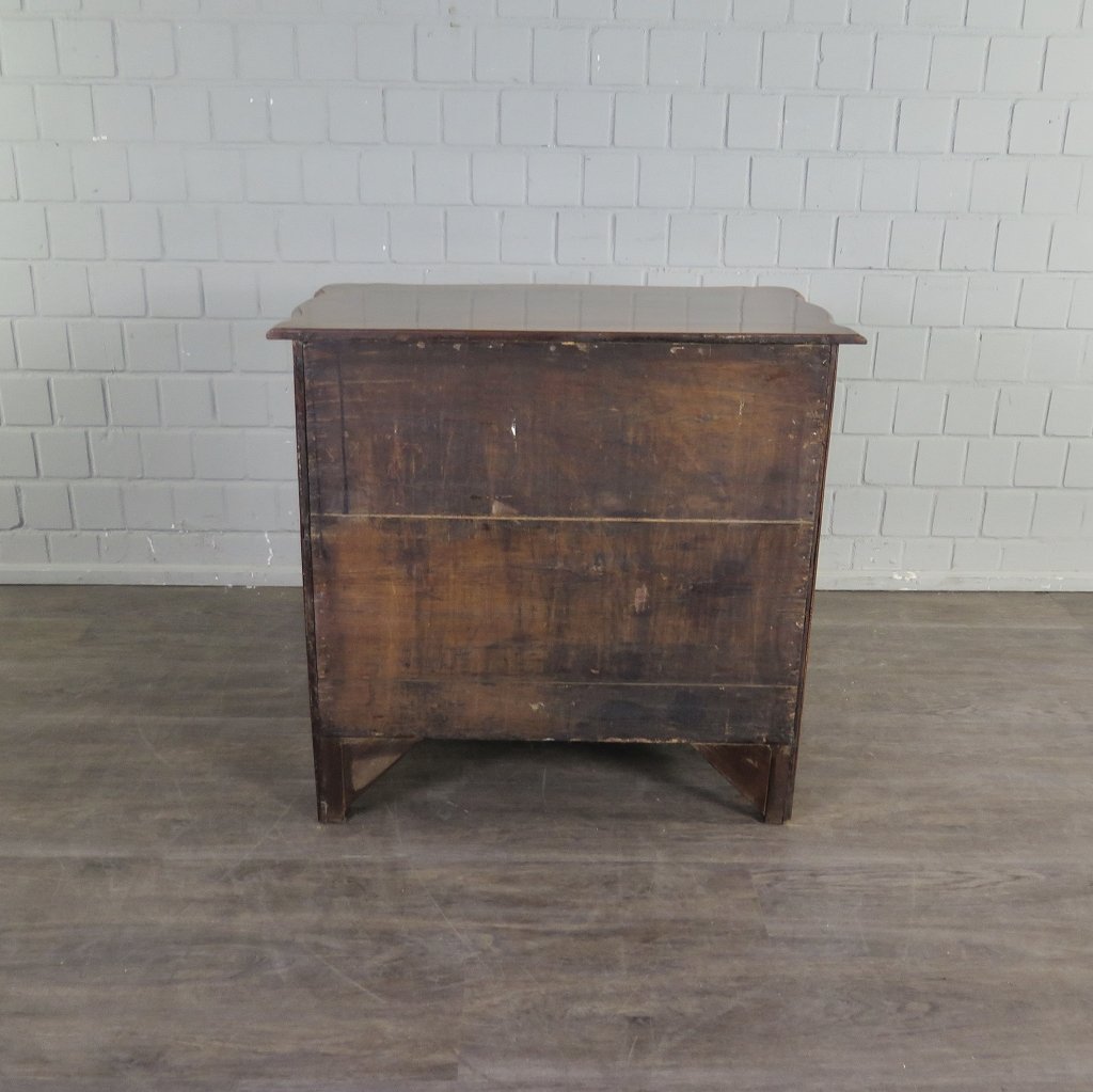 Kommode Barock 1780 Nussbaum