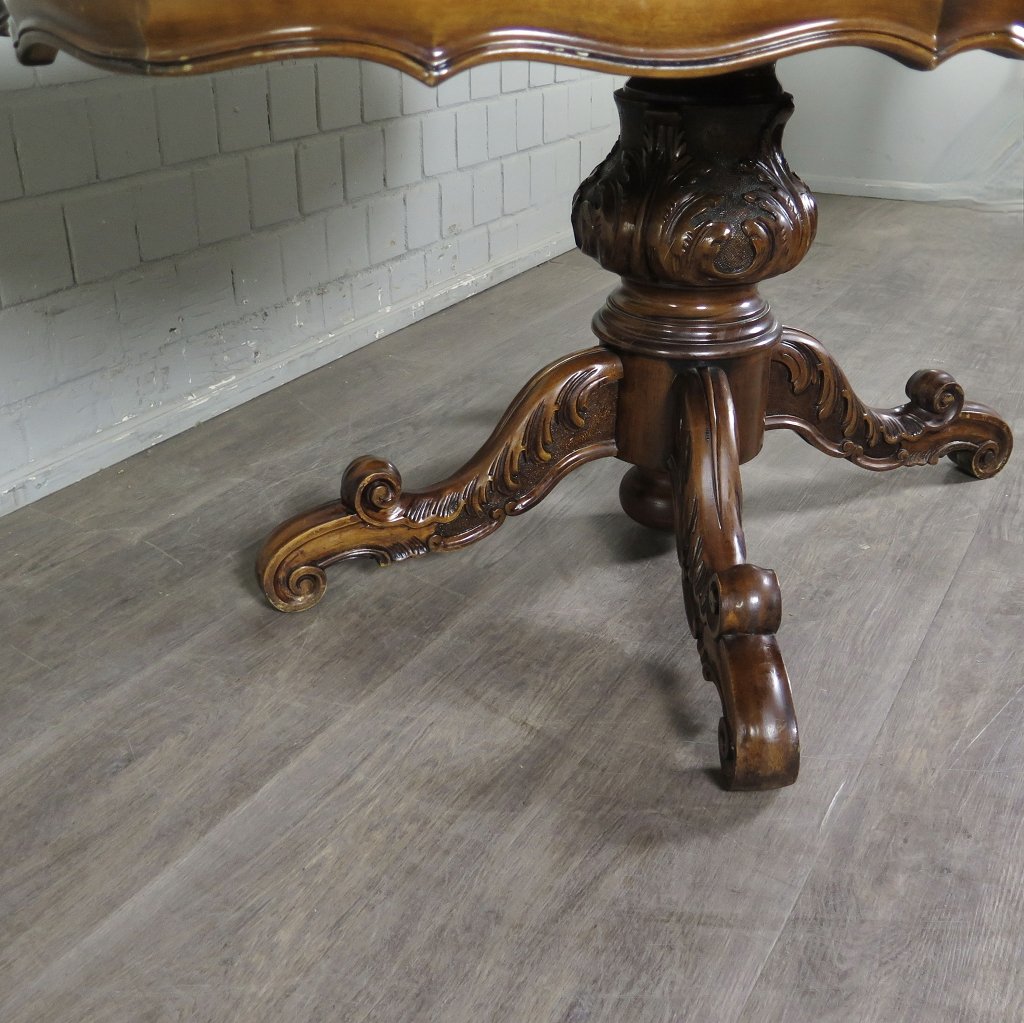 Esstisch Tisch Nussbaum 1,70 m x 1,10 m