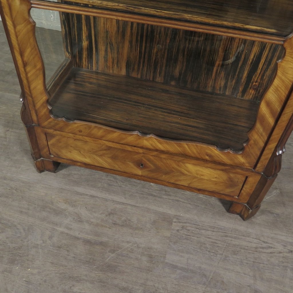 Vitrine Bücherschrank Louis Philippe 1870 Nussbaum