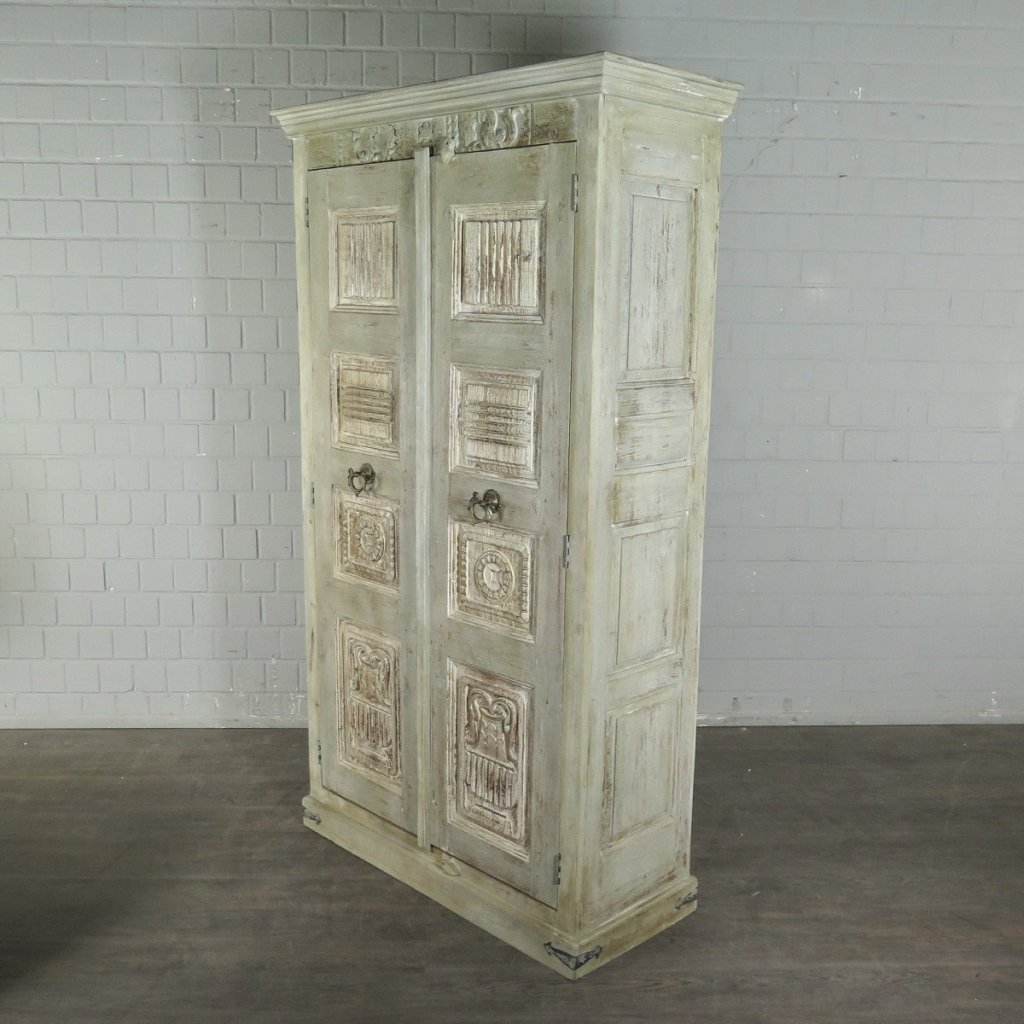Schrank Teakholz 1,22 m